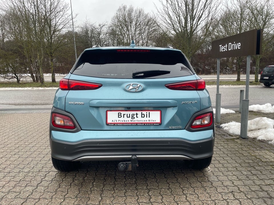 Hyundai Kona 64 EV Trend Deluxe 5d