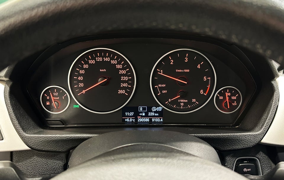 BMW 320d 2,0 Touring 5d