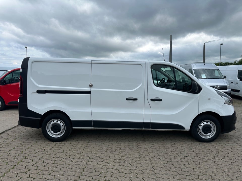 Renault Trafic T29 2,0 dCi 145 L2H1 EDC