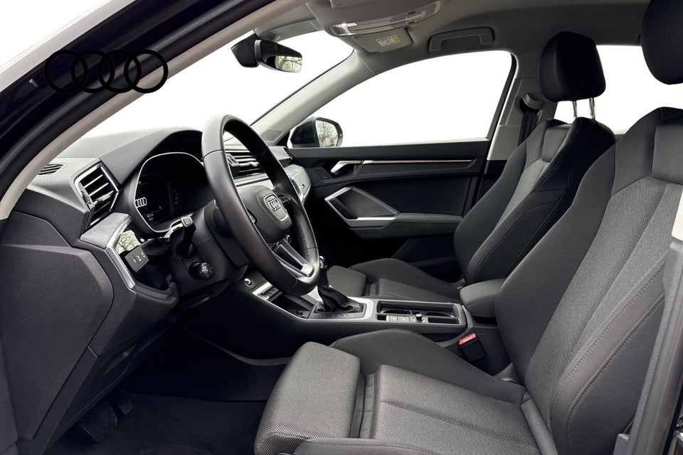 Audi Q3 45 TFSi e Attitude plus Sportback S-tr. 5d