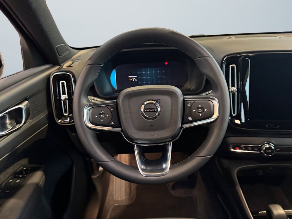 Volvo XC40 P6 ReCharge Plus 5d