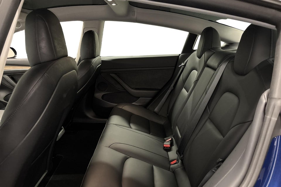 Tesla Model 3 Performance AWD 4d