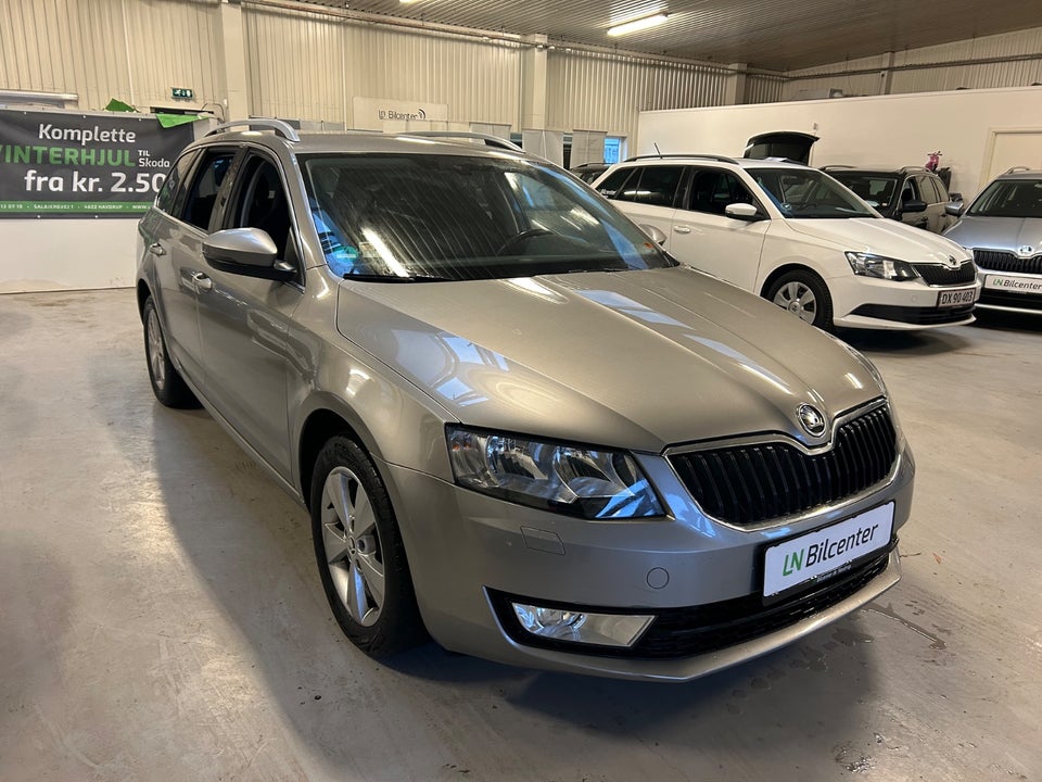 Skoda Octavia 1,4 TSi 140 Elegance Combi DSG 5d