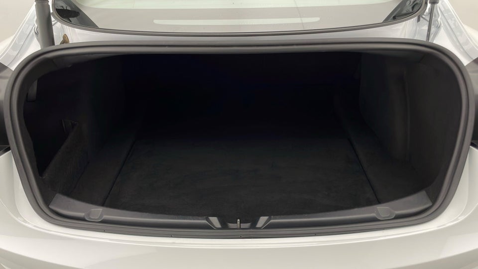 Tesla Model 3 RWD 4d