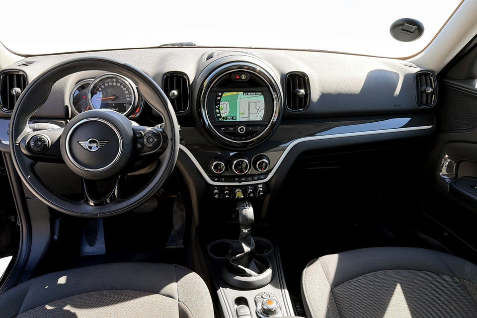 MINI Countryman Cooper SE 1,5 Essential aut. ALL4 5d
