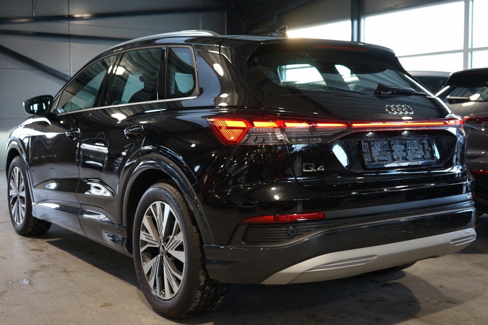 Audi Q4 e-tron 45 Advanced 5d