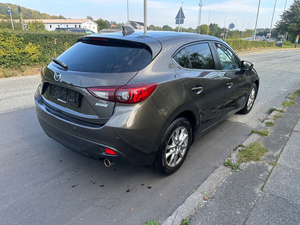 Mazda 3 1,5 SkyActiv-G 100 Core 5d