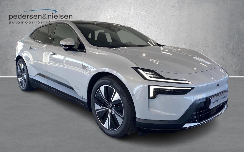 Polestar 4 Long Range Nordic Edition 5d