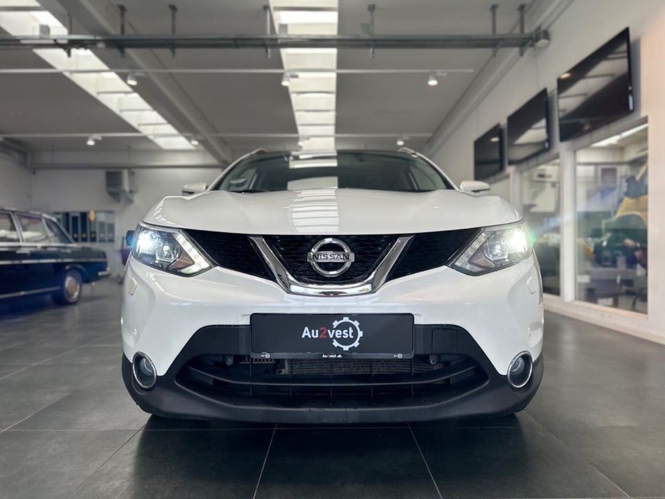 Nissan Qashqai 1,2 Dig-T 115 Tekna 5d