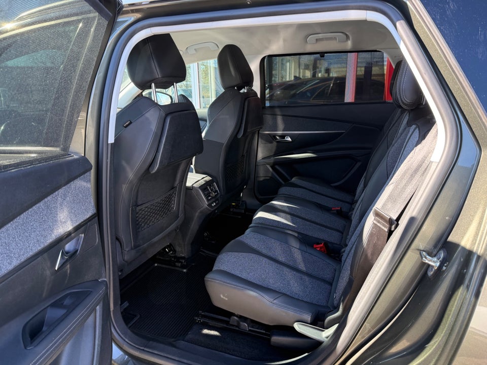 Peugeot 5008 1,5 BlueHDi 130 Allure EAT8 7prs 5d