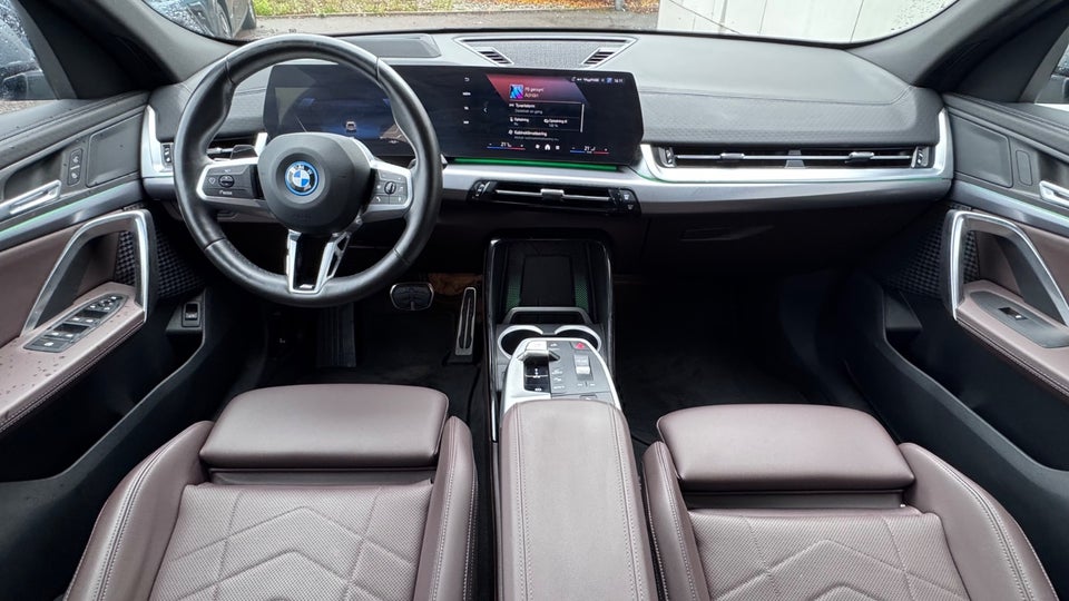 BMW iX2 eDrive20 Fully Charged M-Sport 5d