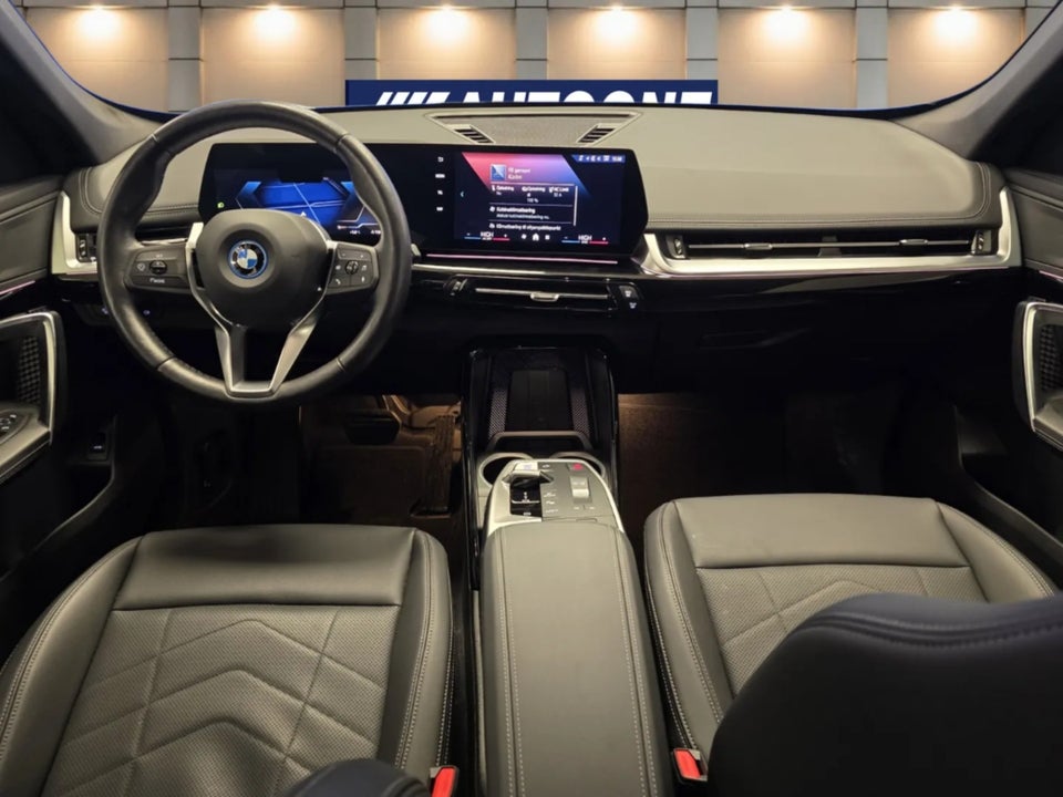 BMW iX1 eDrive20 X-Line 5d