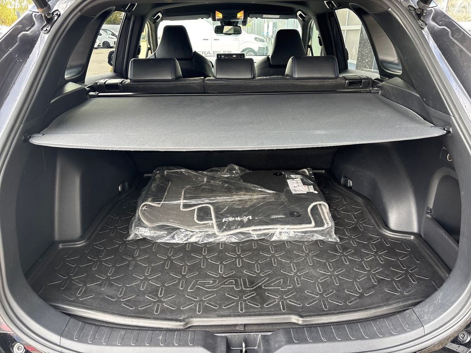 Toyota RAV4 2,5 Hybrid H3 Style MDS 5d