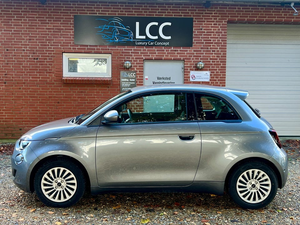 Fiat 500e 42 Icon 3d