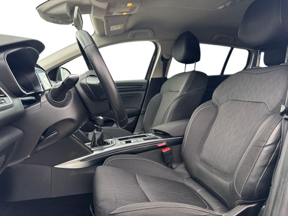 Renault Megane IV 1,3 TCe 140 Limited Sport Tourer 5d