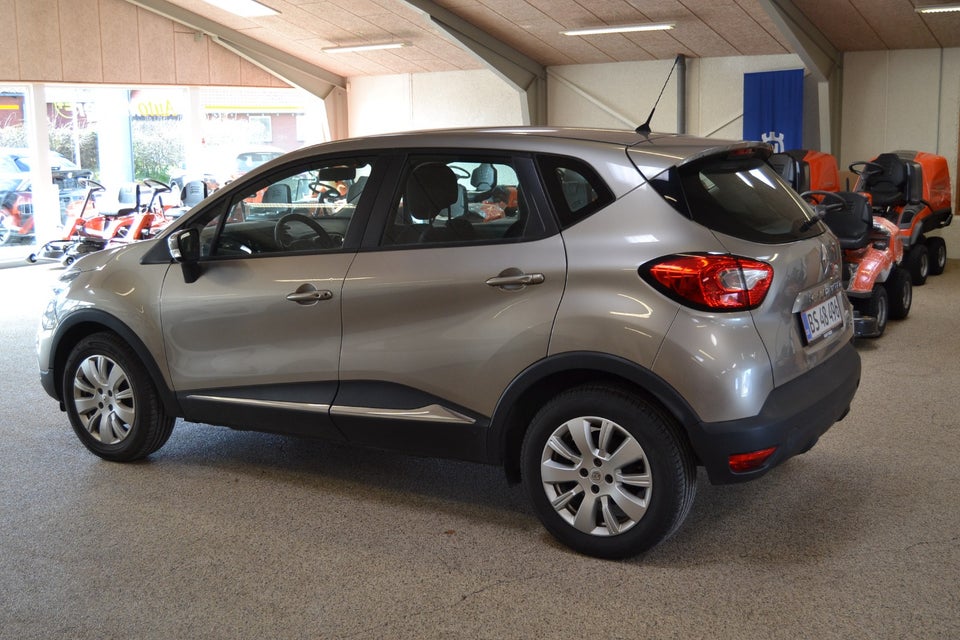 Renault Captur 1,5 dCi 90 Expression 5d