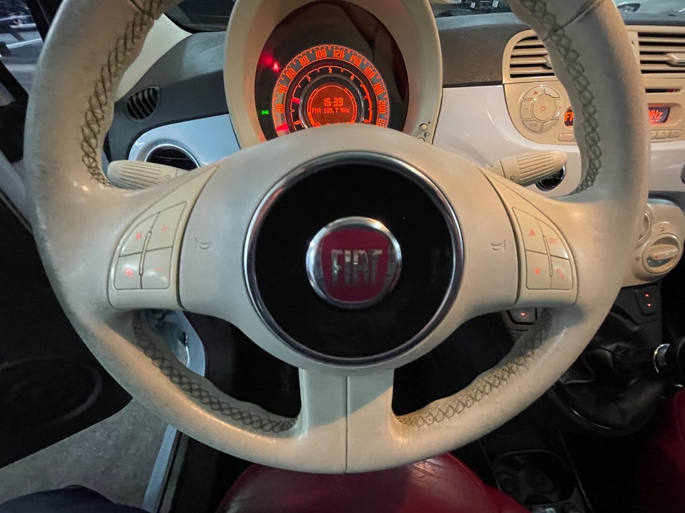 Fiat 500 1,3 MJT 75 Lounge 3d