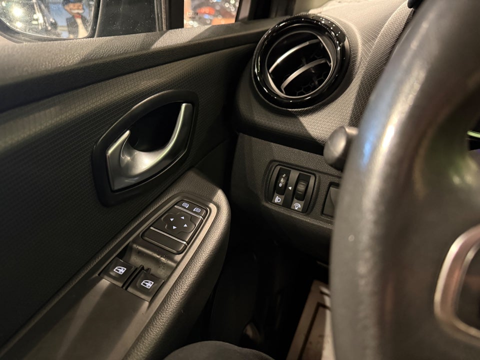 Renault Clio IV 1,5 dCi 90 Zen 5d