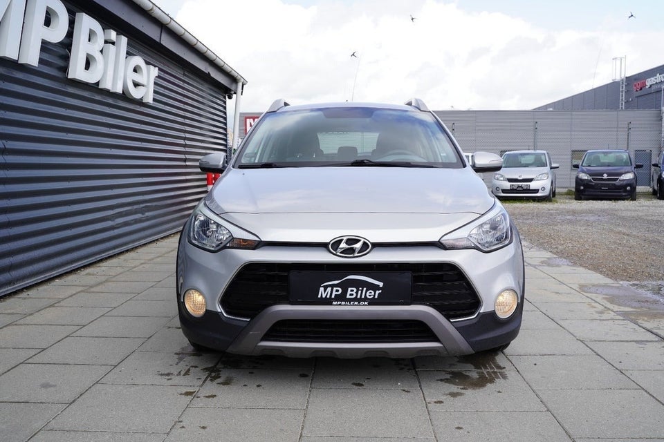 Hyundai i20 Active Cross 1,4 CRDi 90 Life+ 5d
