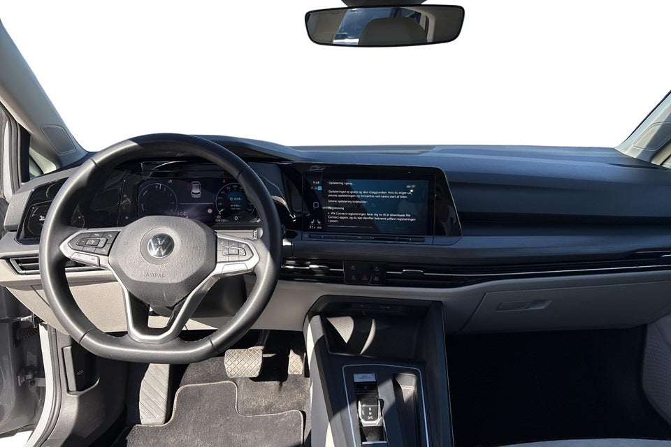 VW Golf VIII 1,4 eHybrid DSG 5d