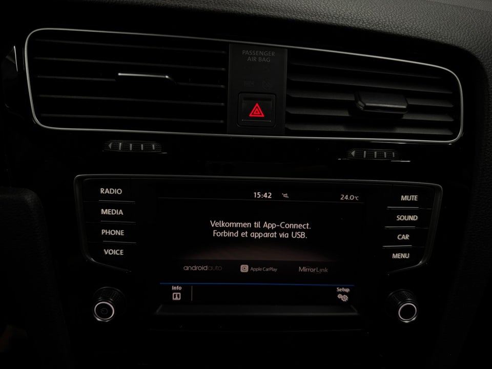 VW Golf VII 1,4 TSi 125 Allstar Variant BMT 5d