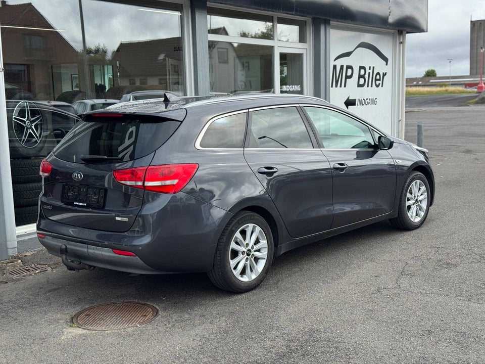 Kia Ceed 1,6 CRDi 110 Attraction SW 5d