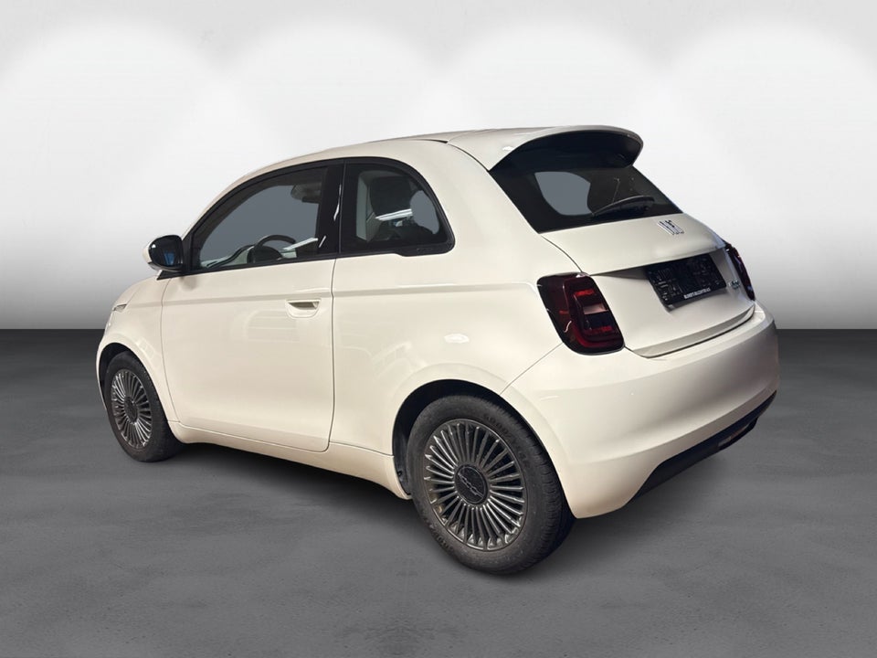 Fiat 500e 42 Icon Sky 3d