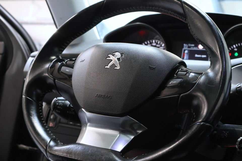 Peugeot 308 1,6 BlueHDi 120 Allure 5d