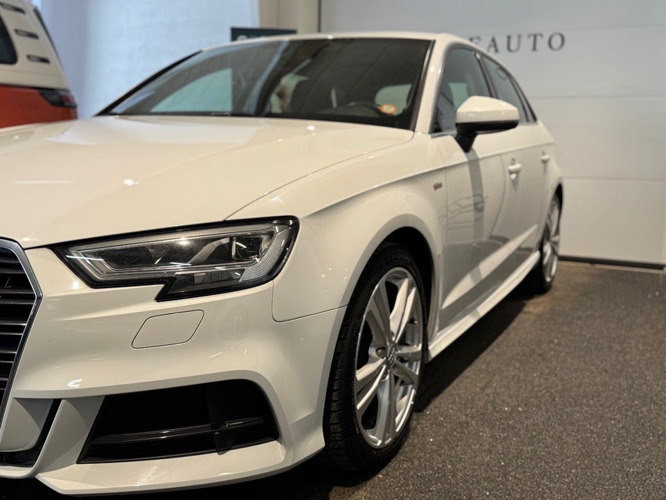 Audi A3 35 TDi S-line Sportback S-tr. 5d