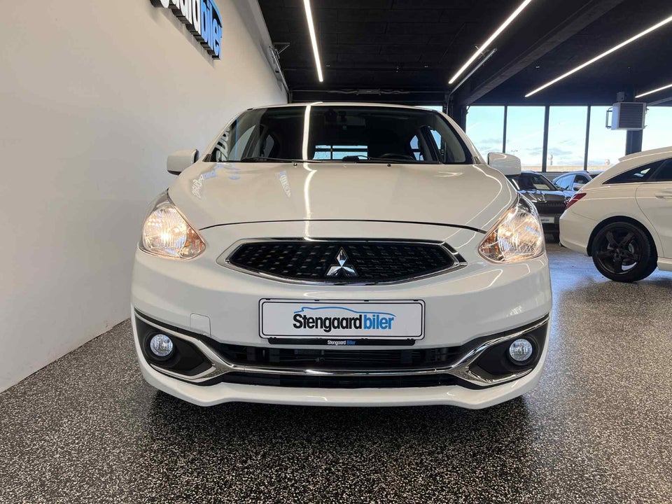 Mitsubishi Space Star 1,2 Anniversary Edition CVT 5d