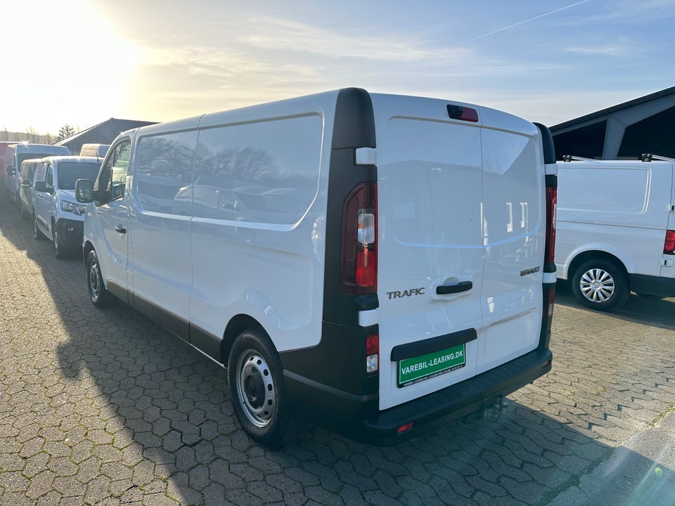 Renault Trafic T29 2,0 dCi 145 L2H1