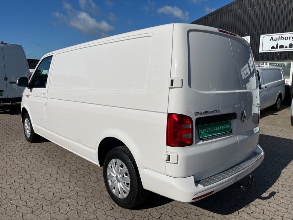 VW Transporter 2,0 TDi 140 Kassevogn DSG lang