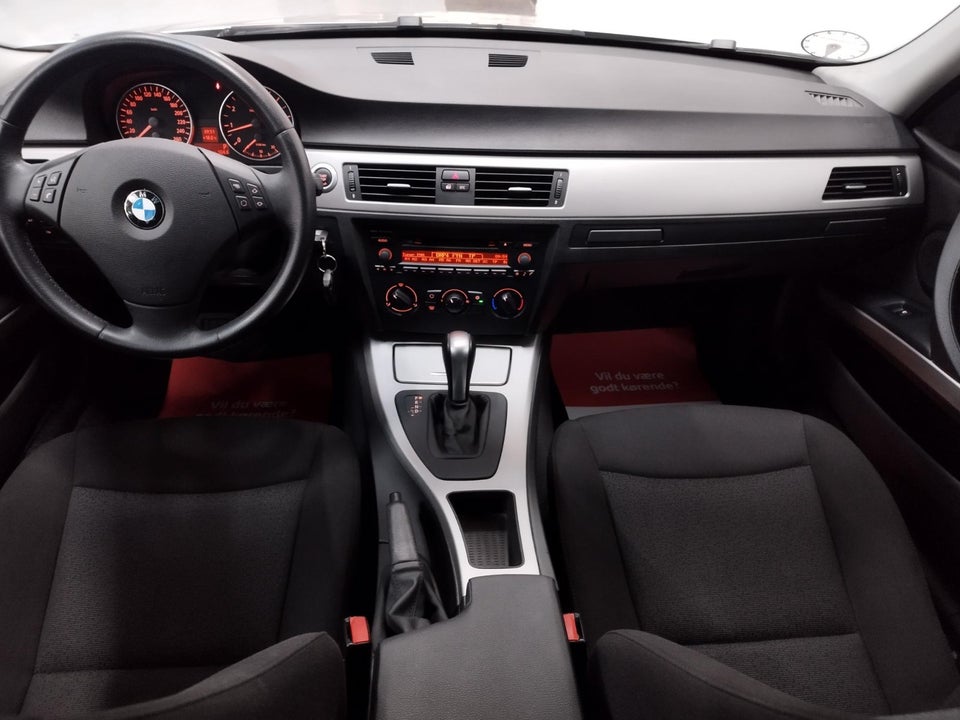 BMW 325i 2,5 Touring aut. 5d