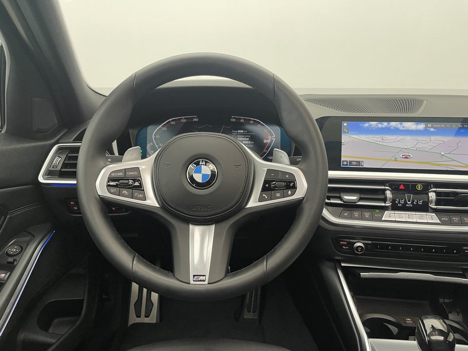 BMW 330i 2,0 M-Sport aut. 4d
