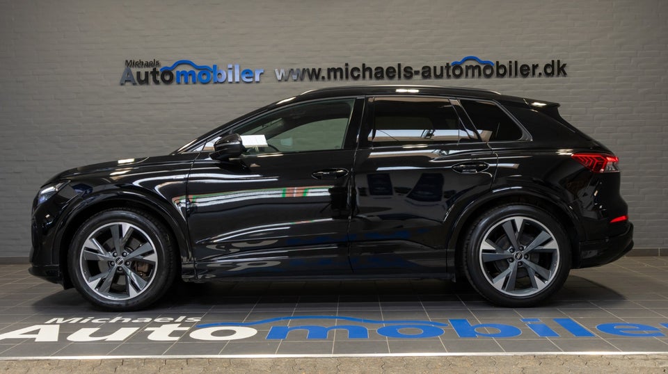 Audi Q4 e-tron 40 S-line 5d