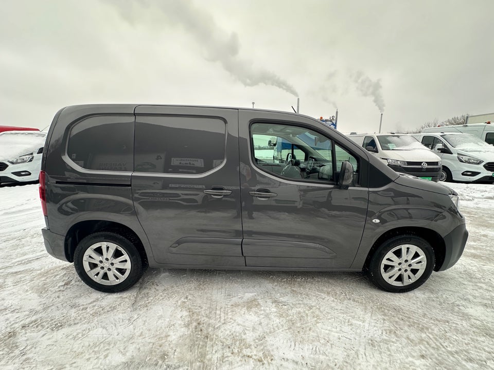 Peugeot Partner 1,5 BlueHDi 130 L1V1 Plus EAT8 Van