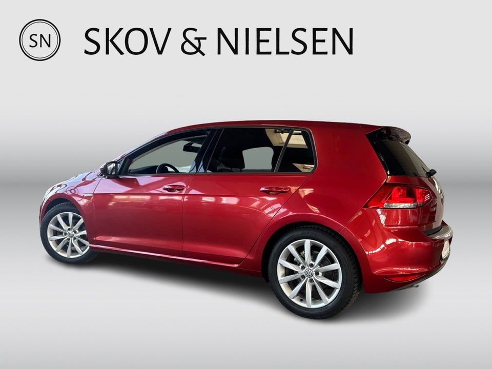 VW Golf VII 1,6 TDi 110 Comfortline 5d