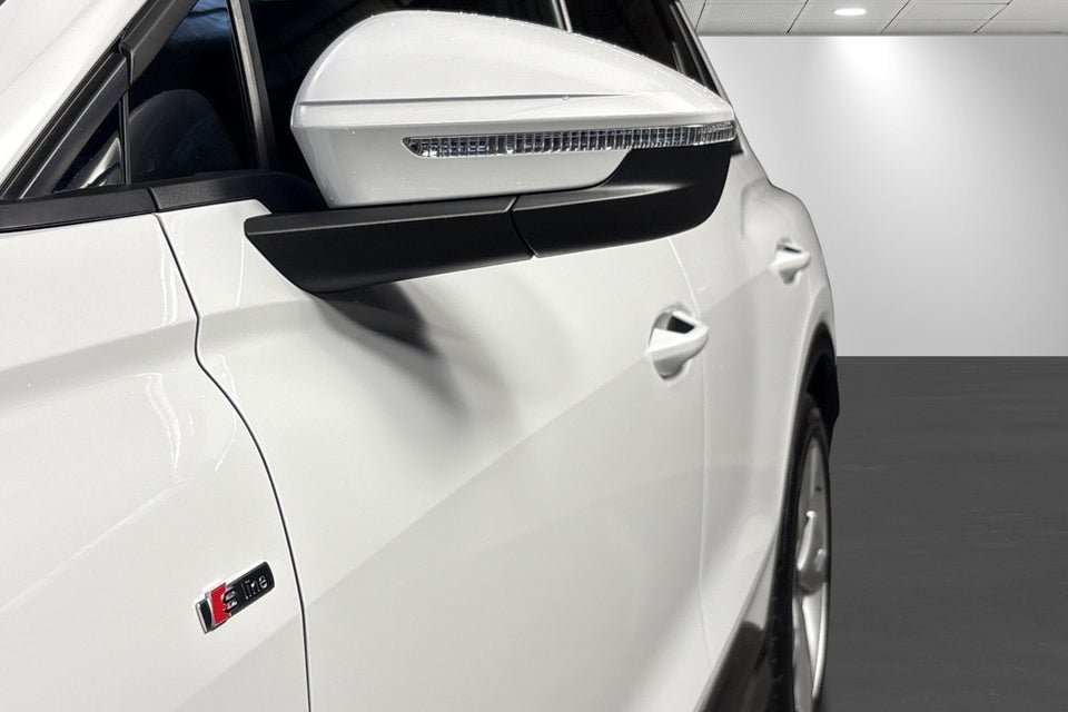 Audi Q4 e-tron 45 Progress 5d