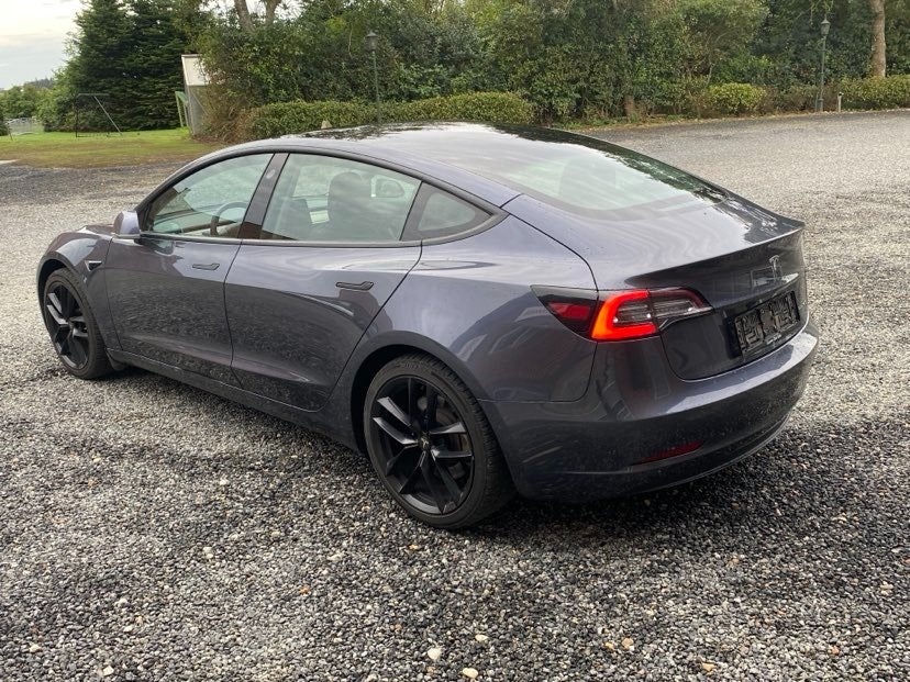 Tesla Model 3 Long Range AWD 4d