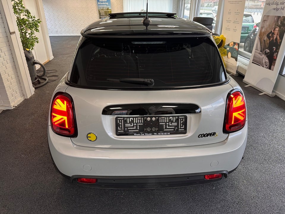 MINI Cooper SE Camden Edition 3d