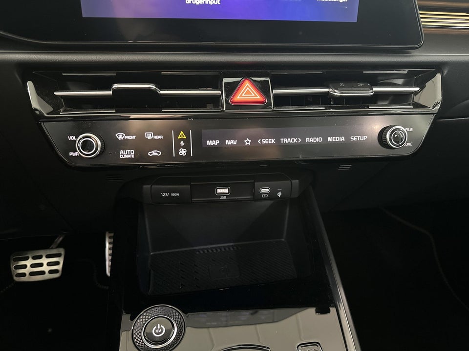 Kia Niro 64 EV Upgrade 5d