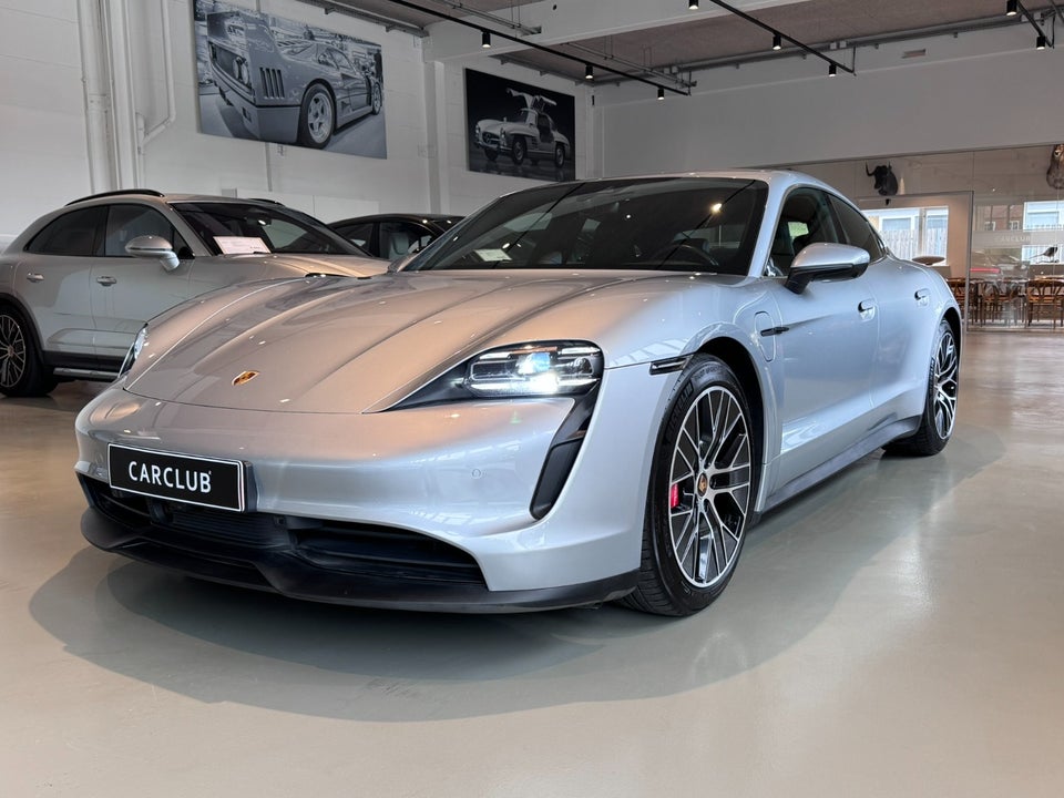 Porsche Taycan 4S Performance+ 4d