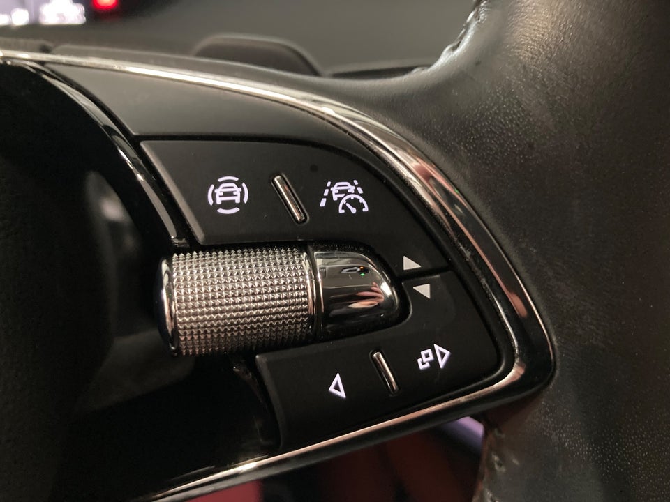 Skoda Enyaq 80 iV Suite 5d