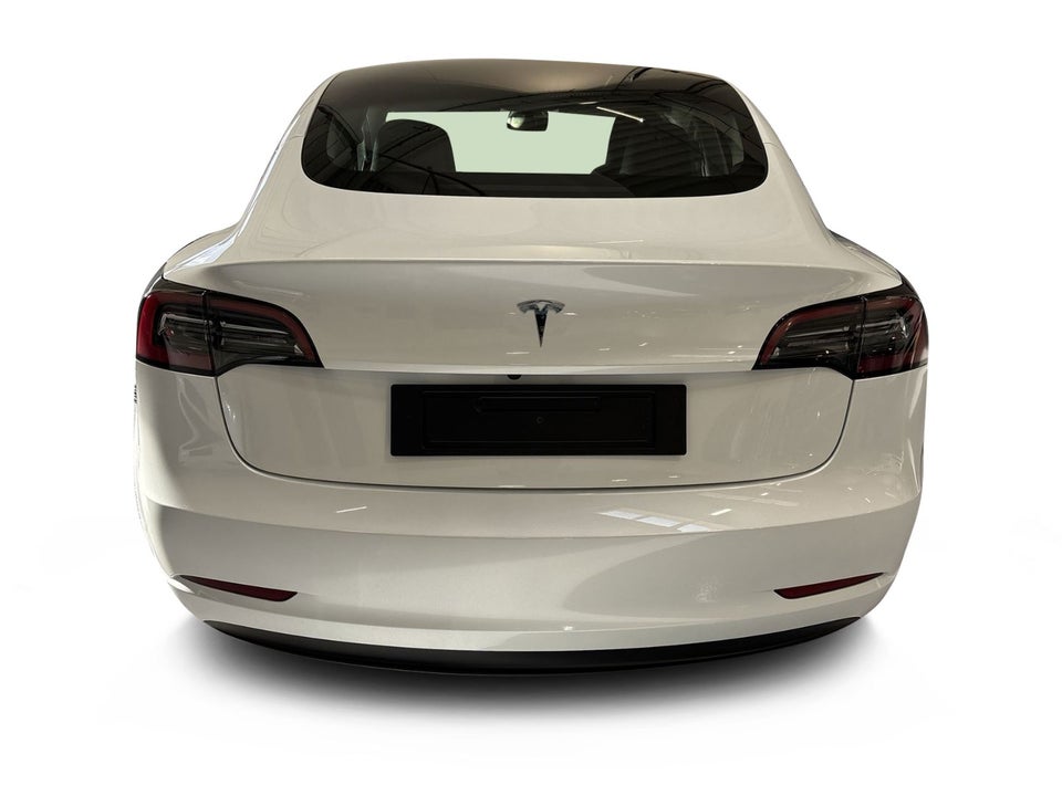 Tesla Model 3 Long Range RWD 4d