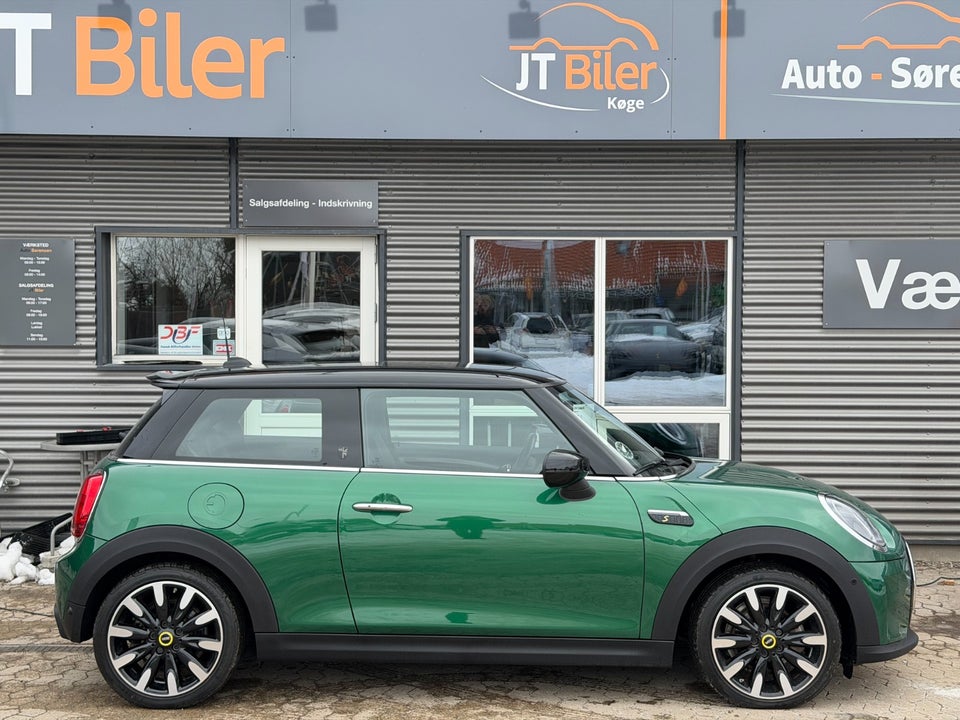 MINI Cooper SE Maximise 3d