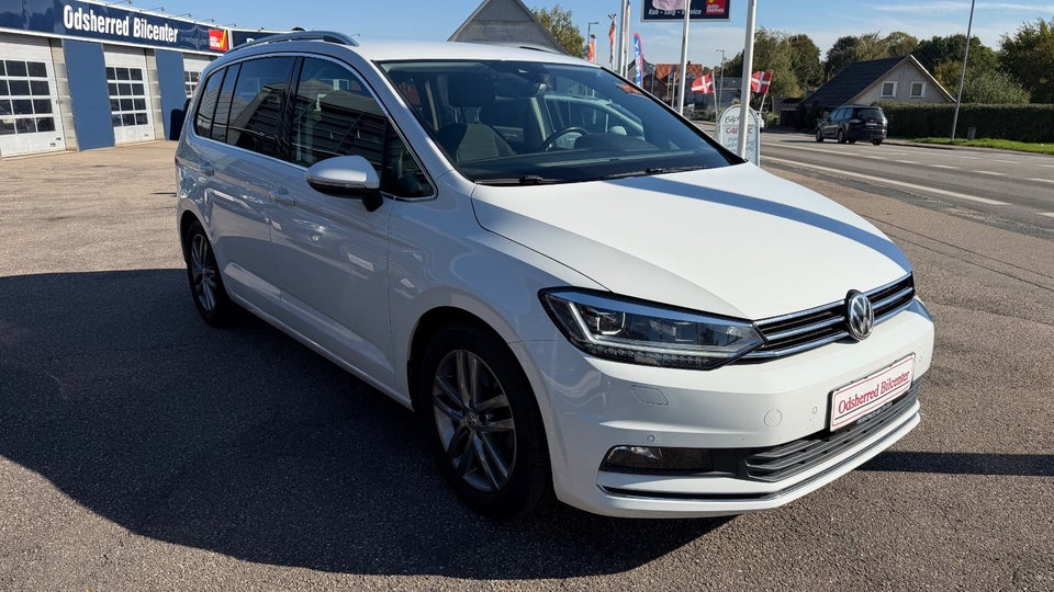 VW Touran 2,0 TDi 190 Highline DSG 5d