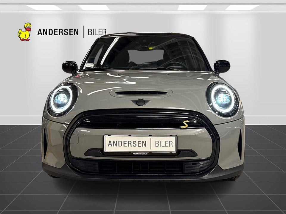 MINI Cooper SE Essential 3d