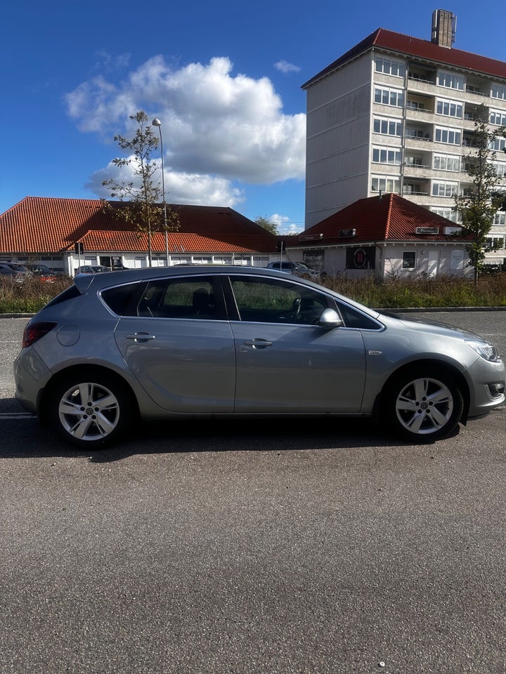 Opel Astra 1,6 T 170 Sport 5d