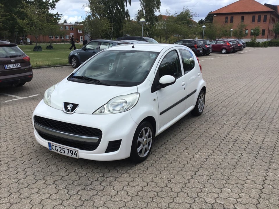 Peugeot 107 1,0 Cool 5d