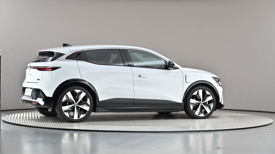 Renault Megane E-Tech 60 Techno 5d